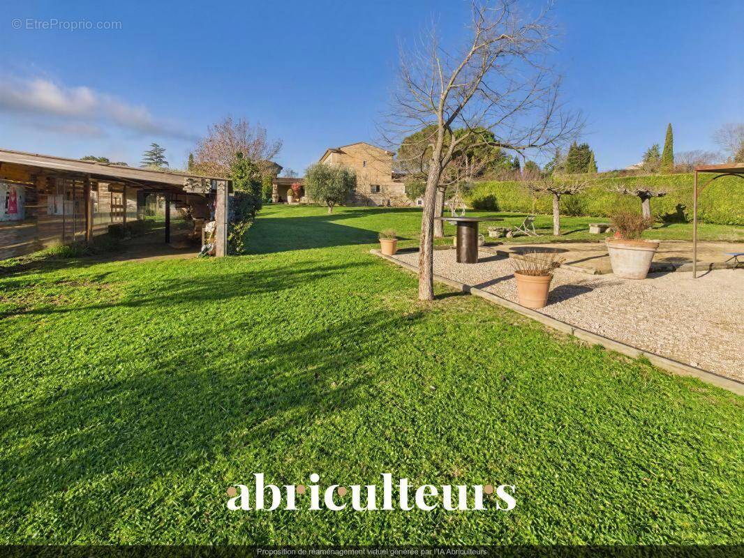 Maison à LOURMARIN