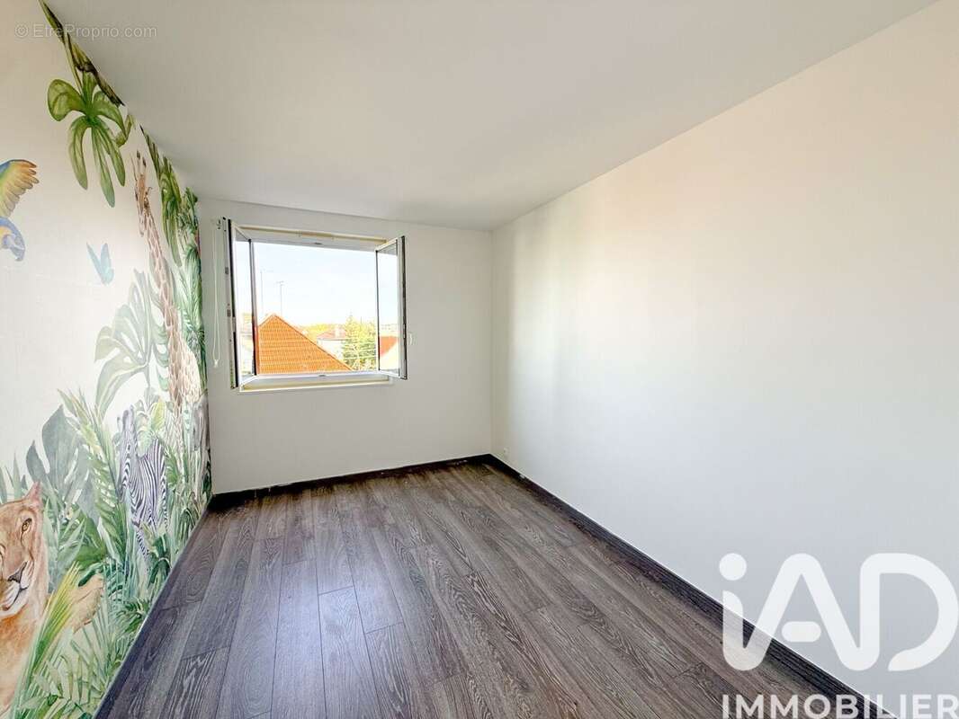 Photo 9 - Appartement à POISSY