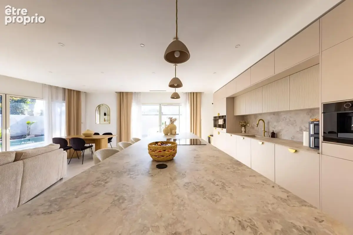 Maison 6 pièces 170 m² à vendre à Valergues (34130) - photo 1