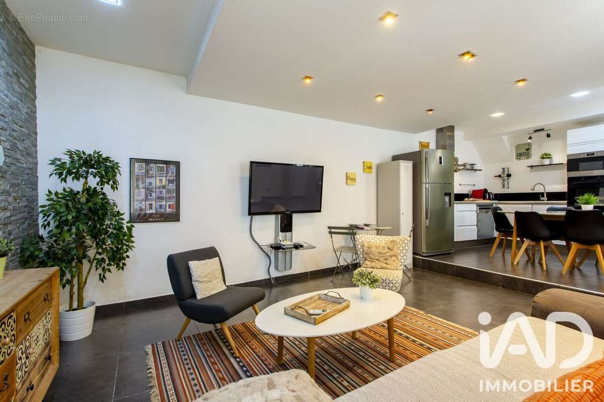 Maison 75 m² à Arles  - photo 8