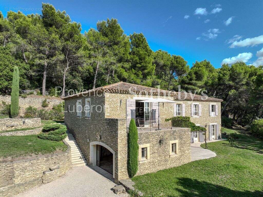 Maison à SAUMANE-DE-VAUCLUSE
