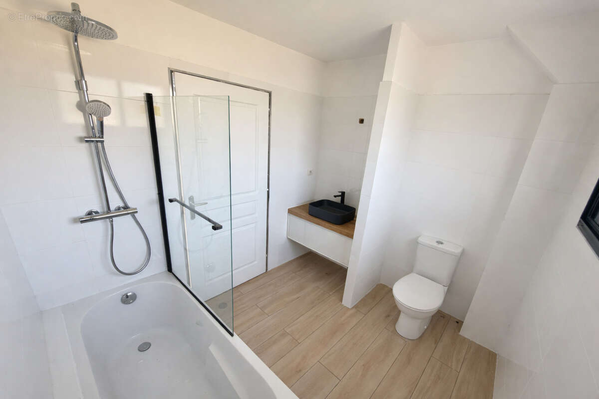 Maison à LAIGNE-EN-BELIN