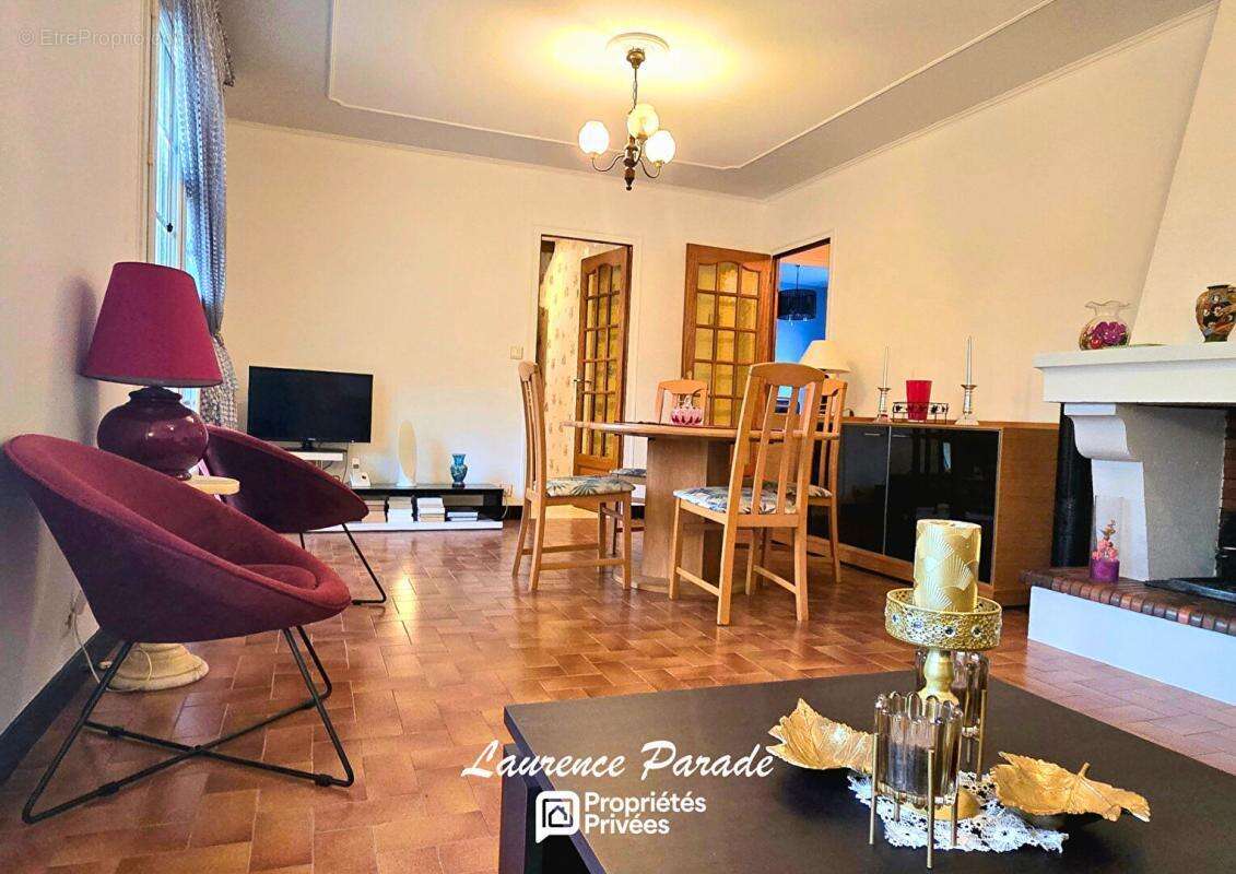 Maison à MONTPON-MENESTEROL