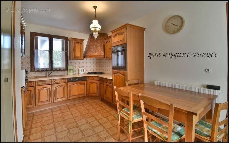 Maison à CHAMPCELLA