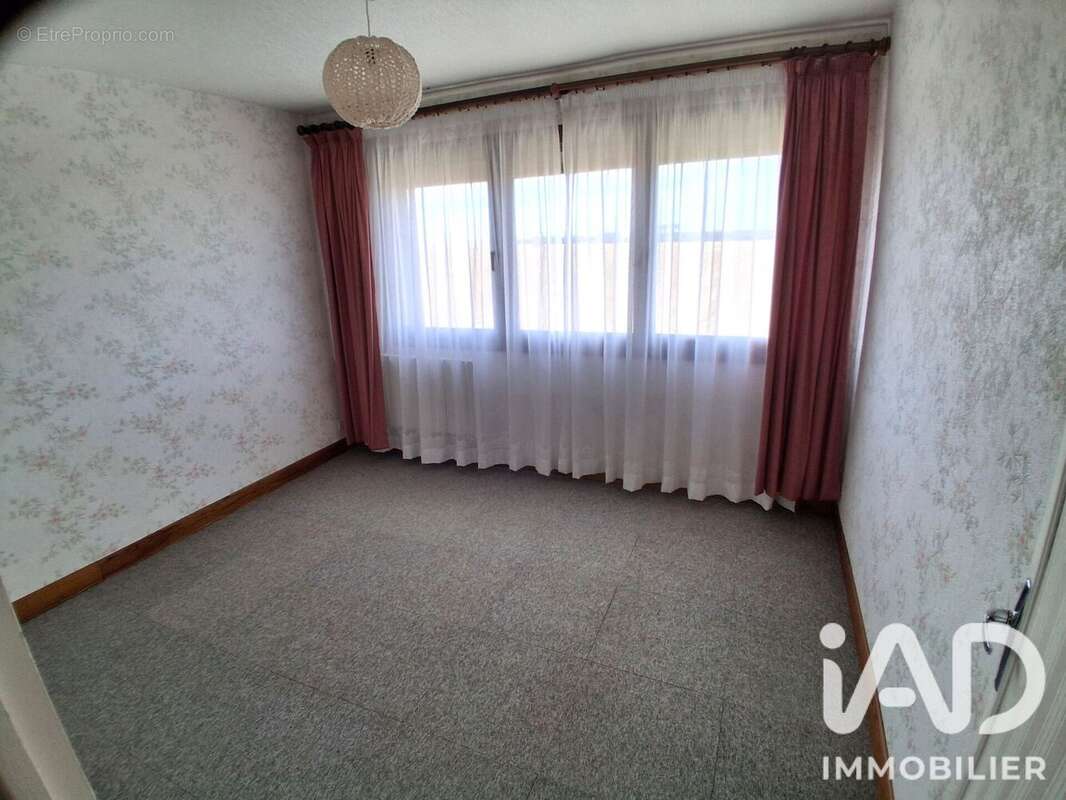 Maison 131 m² à Monceau-Le-Neuf-Et-Faucouzy  - photo 7