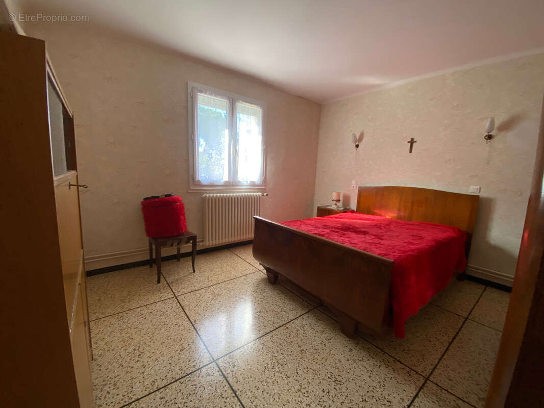 Maison à COURNONTERRAL