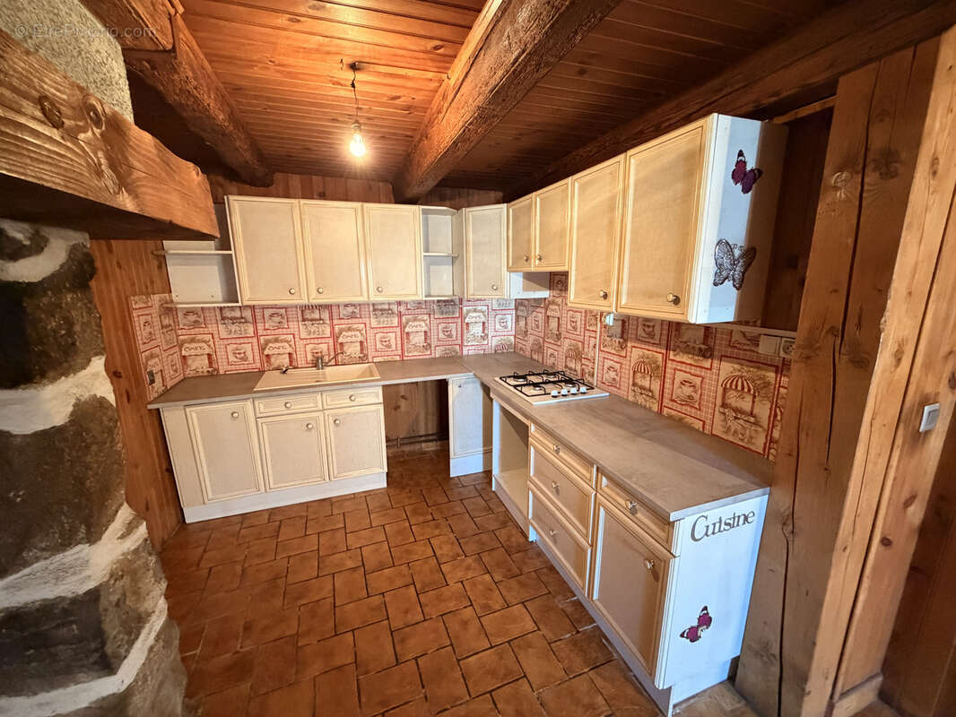 Maison à SAINT-SATURNIN