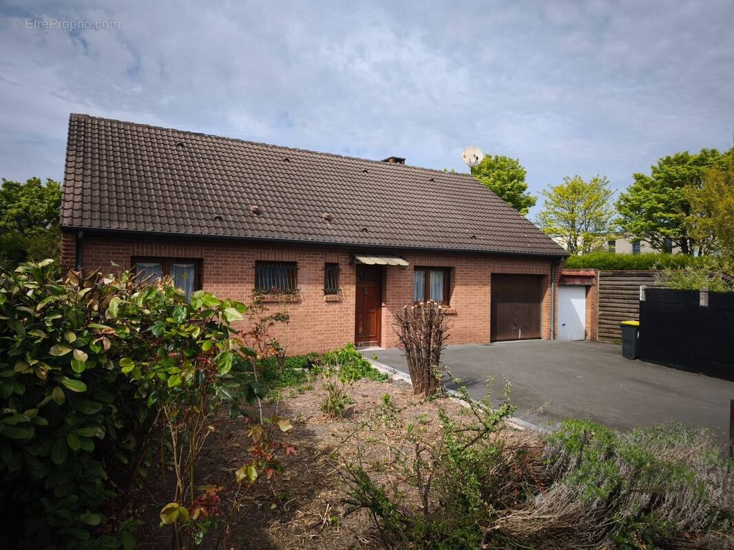 Maison à HENIN-BEAUMONT