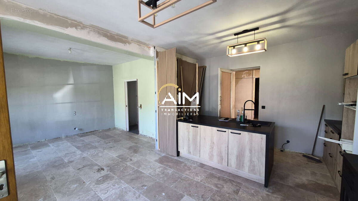 Maison Saint Georges Sur Cher 7 pièce(s) 171.24 m2 - photo 2