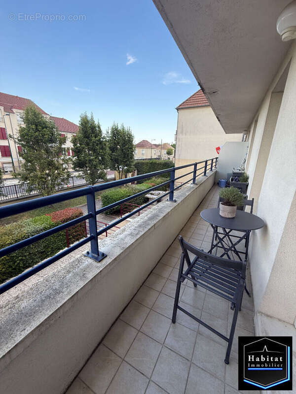Appartement à LE PLESSIS-BELLEVILLE