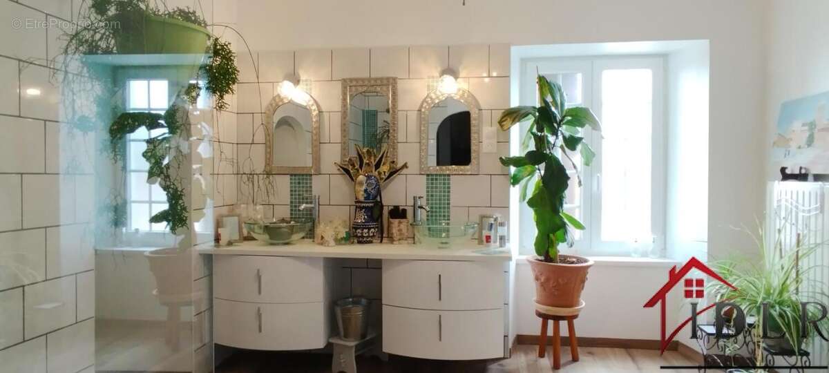 Maison à VAL-DE-MEUSE