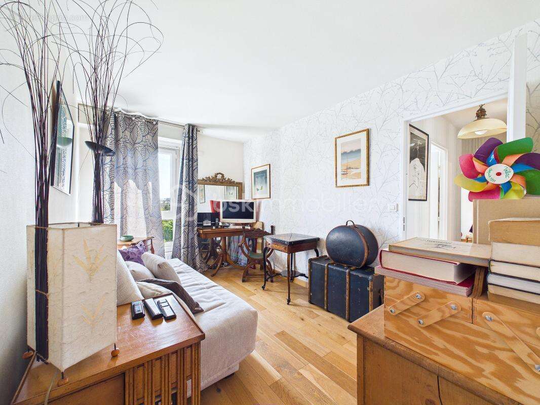 Charenton-le-pont – appartement familial 4 pièces de 96 m² avec terrasse et box - photo 9