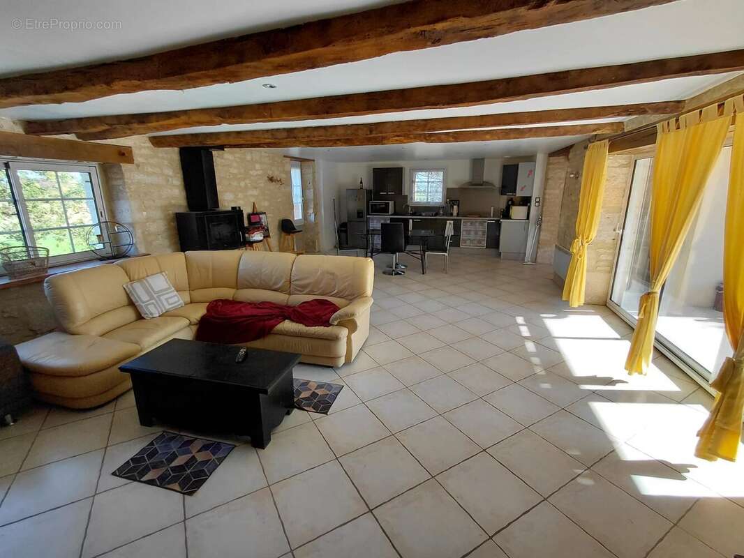 Maison à BELMONT-SAINTE-FOI