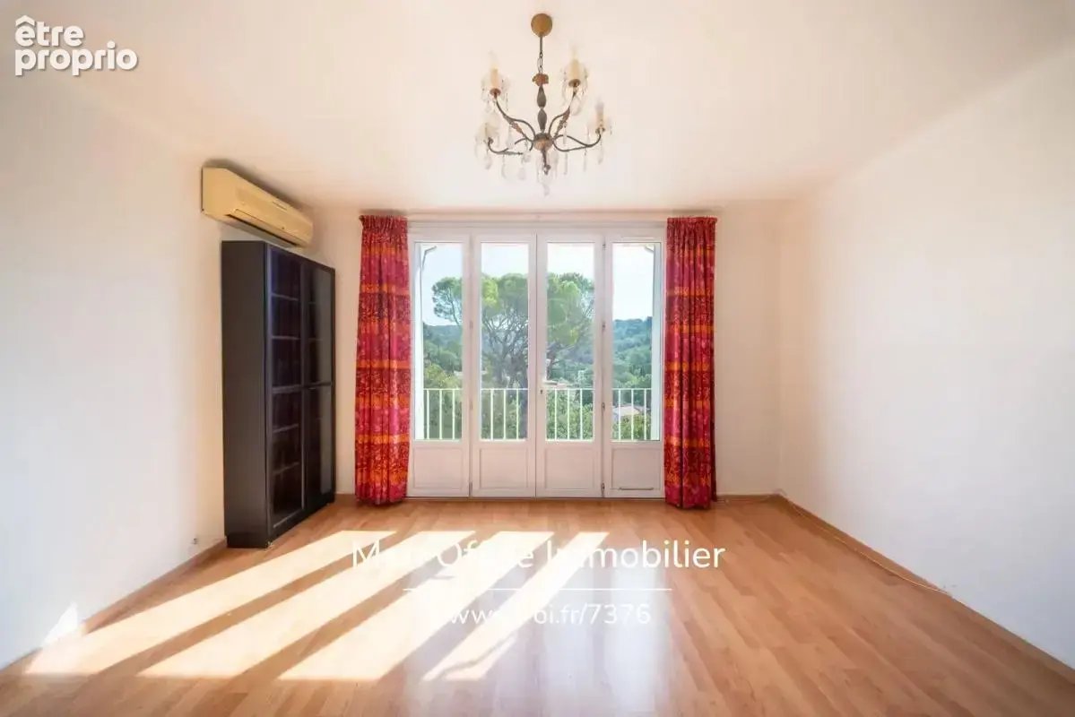 Référence : 7376-SBA - Appartement T3 - Vue dégagée - Aix en Provence - photo 4