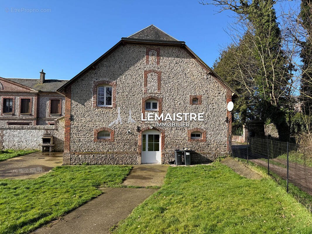 Maison à LES LOGES