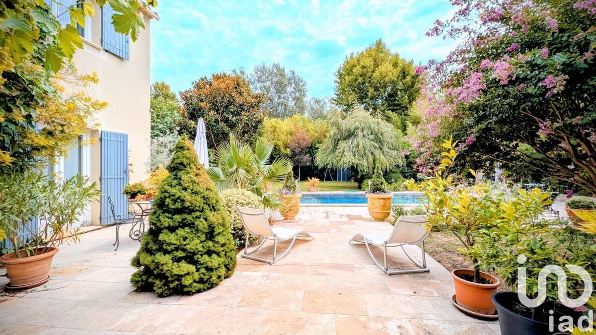 Photo 4 - Maison à ROBION