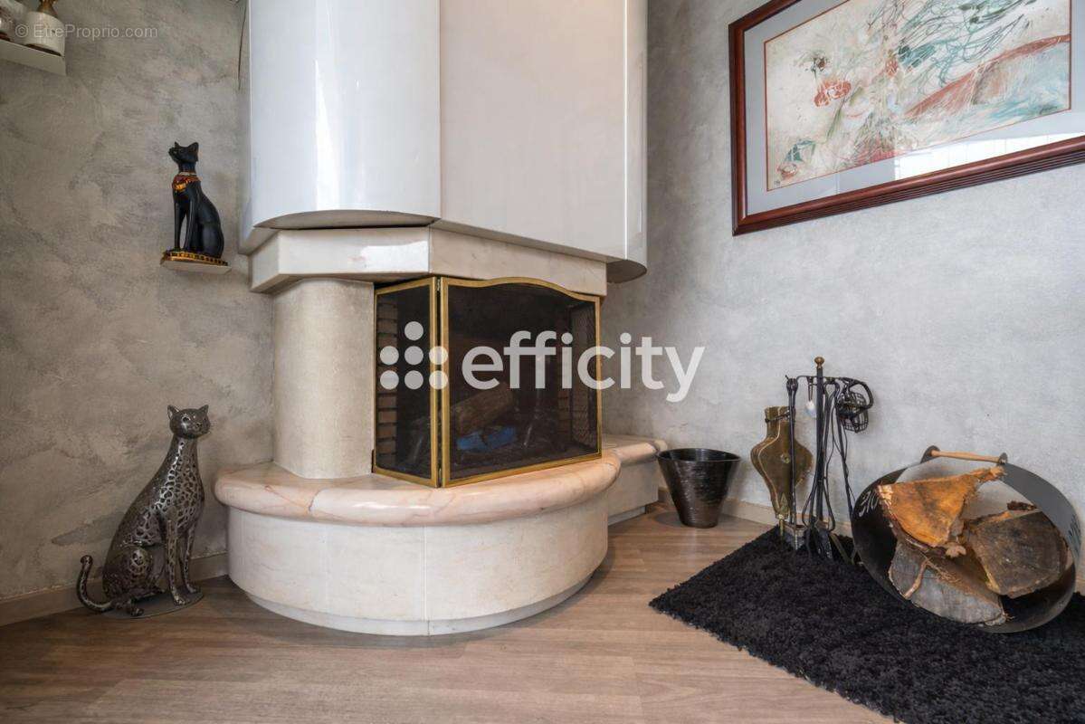 Appartement à LEVALLOIS-PERRET