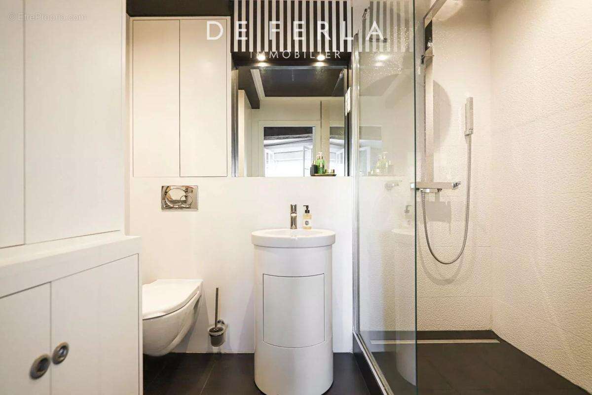 Appartement à PARIS-5E