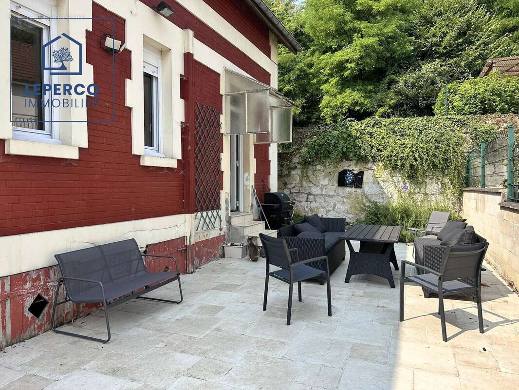 Maison 5 pièces 116 m² proche Soissons - photo 2