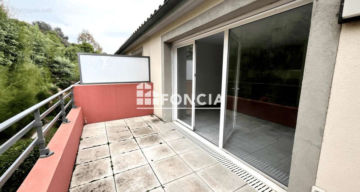 Appartement à LA LONDE-LES-MAURES