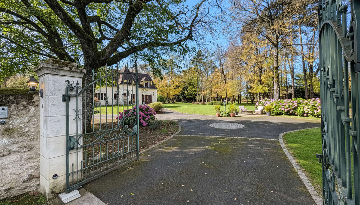 Maison à SAVONNIERES