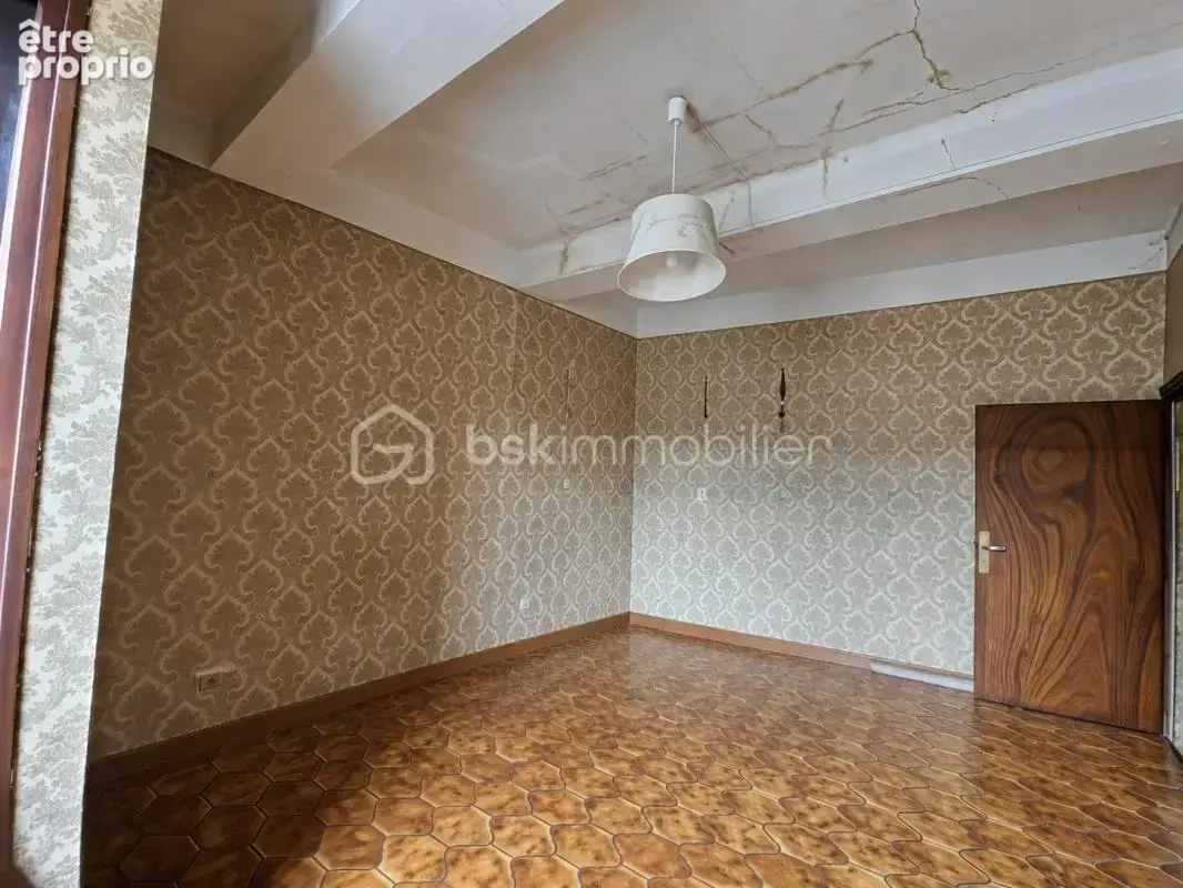 Maison de caractère à rénover – fort potentiel – jusqu’à 218 m² après aménagement - photo 9