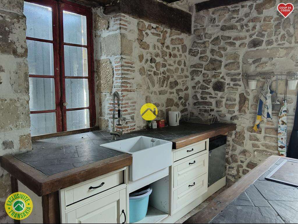 Maison à COULEUVRE