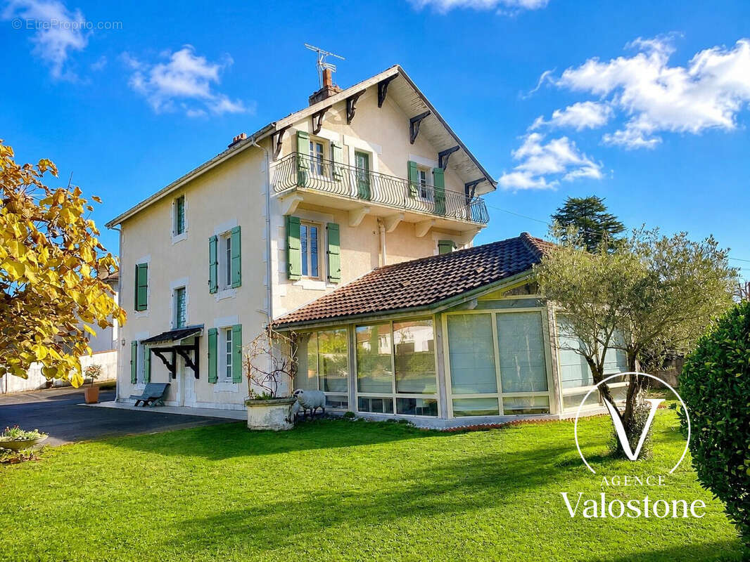 Maison à HAGETMAU