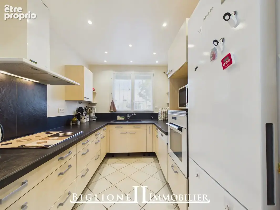 Maison 6 pièces 143 m² à vendre à Montfermeil (93370) - photo 4