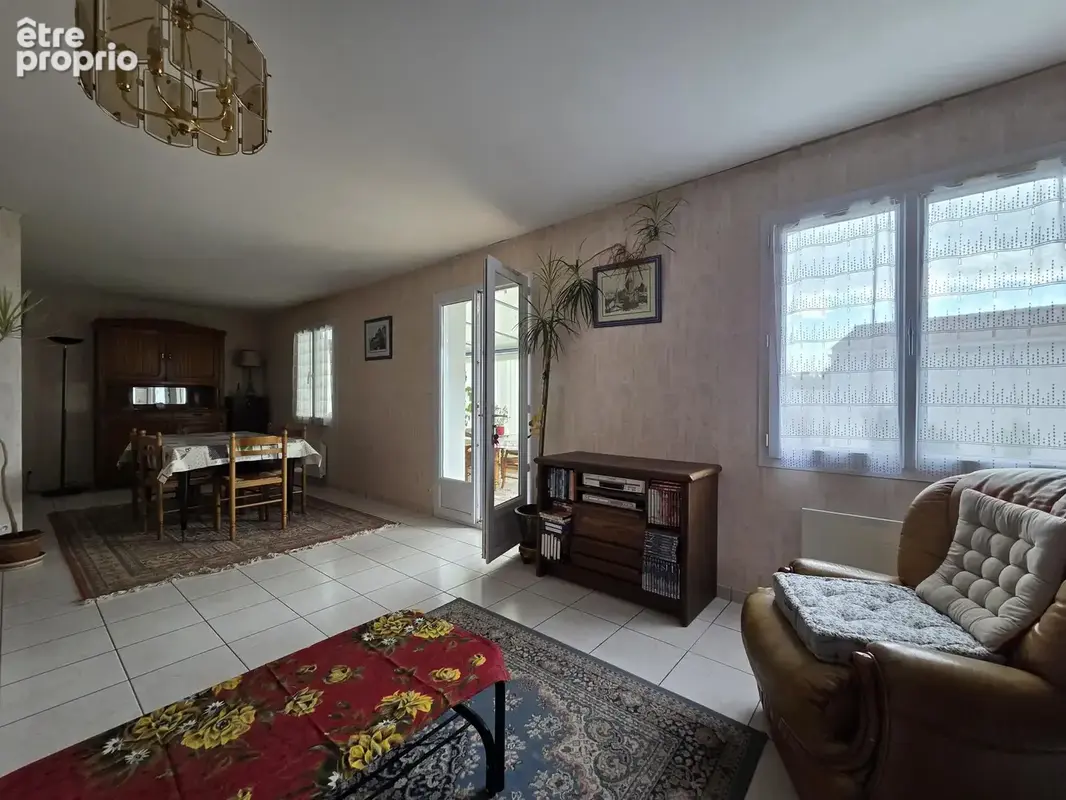 Proche du bourg de Saint-Hilaire et du centre commercial - photo 11