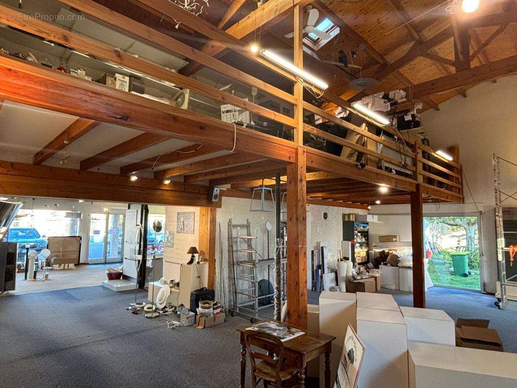 Commerce à SAINT-PIERRE-D&#039;OLERON