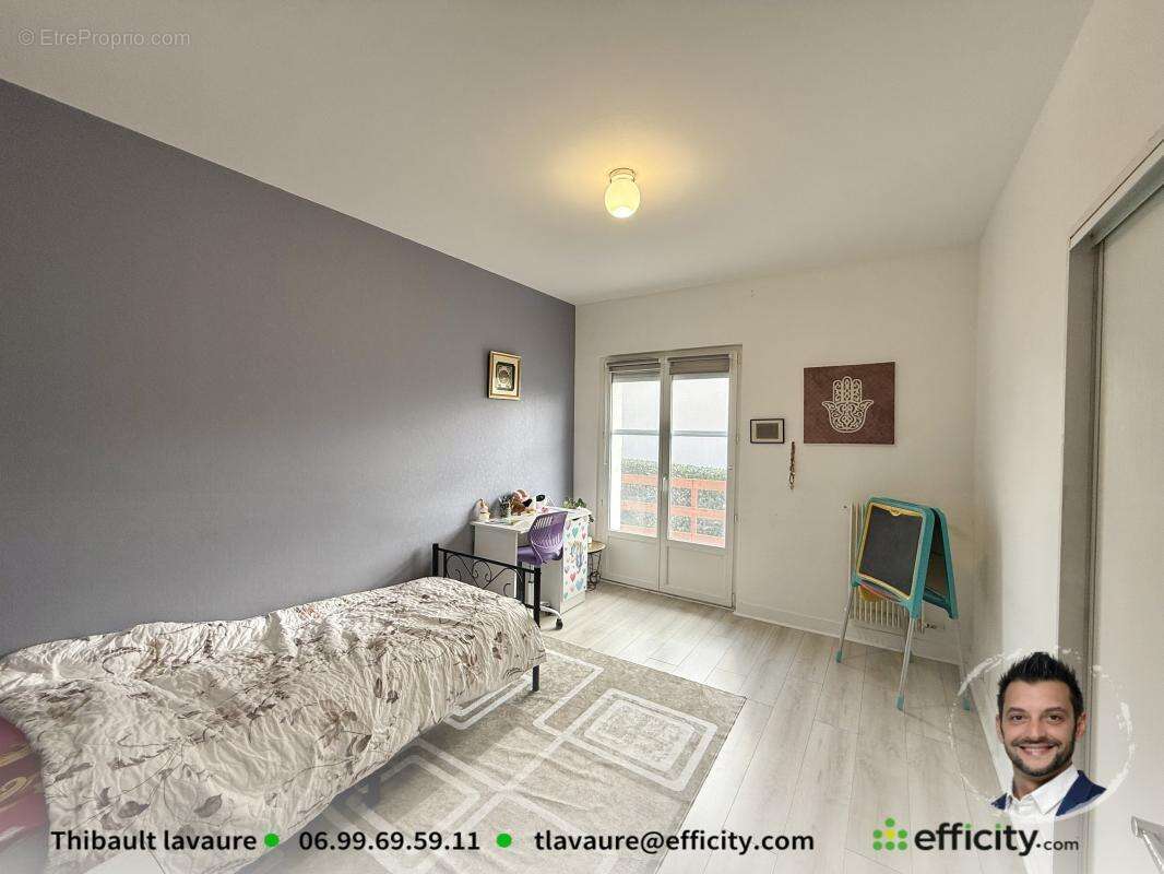 Maison à SAINT-YRIEIX-SUR-CHARENTE