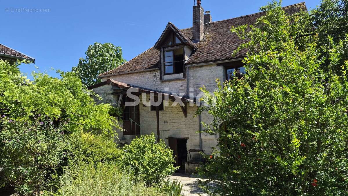 Deux Maisons de caractère réunies par une véranda de 60 m² - photo 15