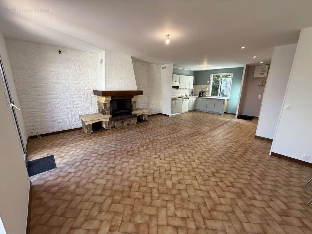 Maison à LIZY-SUR-OURCQ