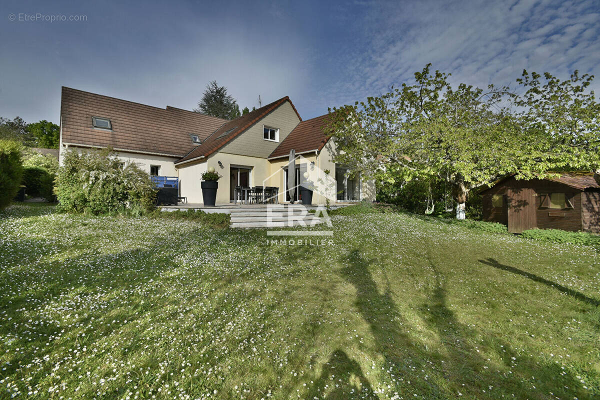 Maison à VILLIERS-SAINT-FREDERIC