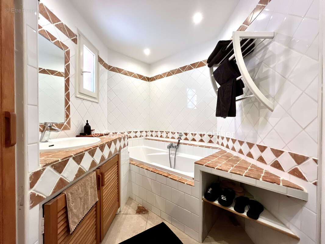 Maison à PORTO-VECCHIO