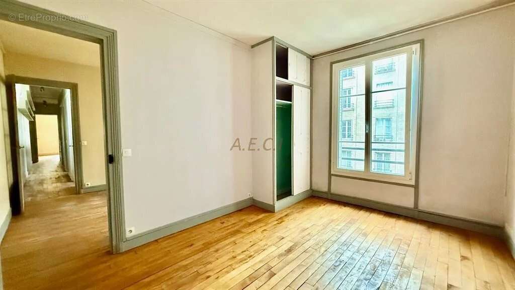 Appartement à ASNIERES-SUR-SEINE