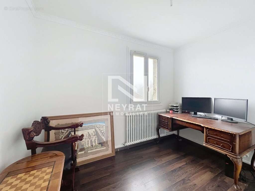 Maison à ETANG-SUR-ARROUX