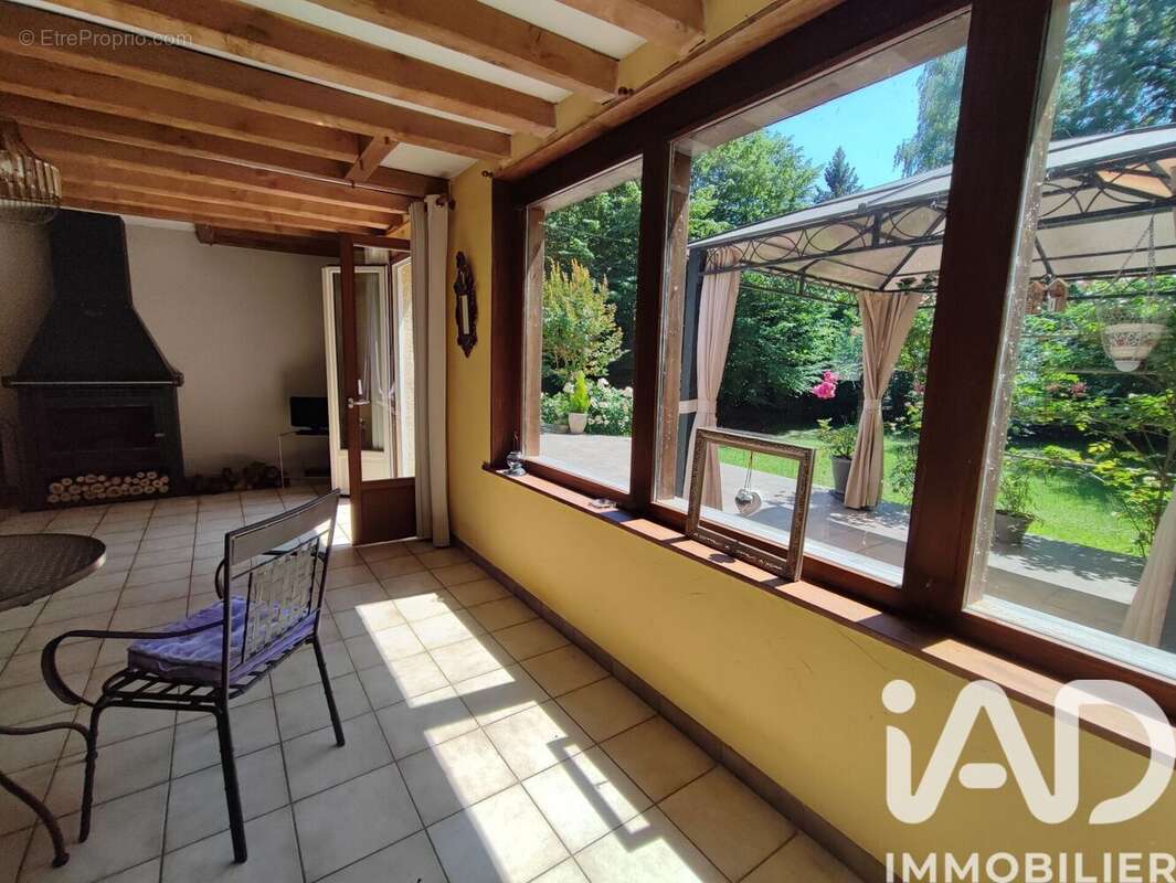 Maison 144 m² à Evecquemont  - photo 8