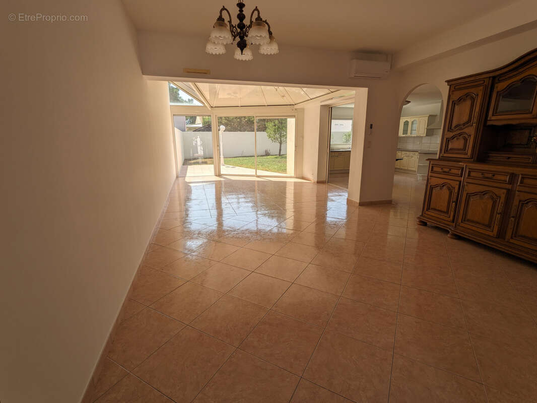 Maison à vendre à La Grière Plage   La Tranche-sur-Mer   3 chambres, jardin sans vis-à-vis, à 500 m de la plag - photo 14