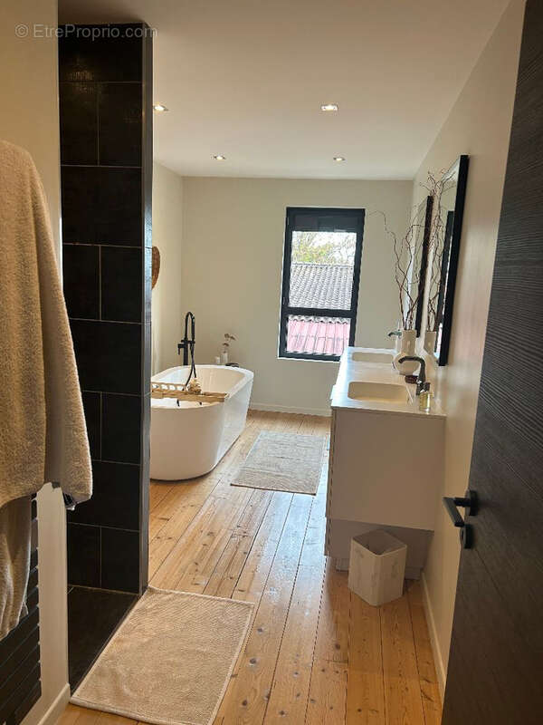 Maison à SAINT-ANDRE-DE-CUBZAC