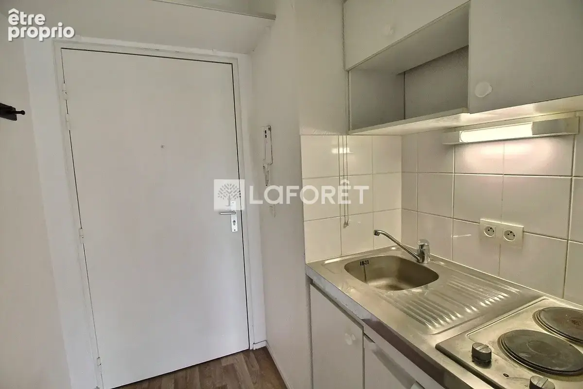 Appartement Rueil Malmaison 1 pièce(s) 22 m2 - photo 3