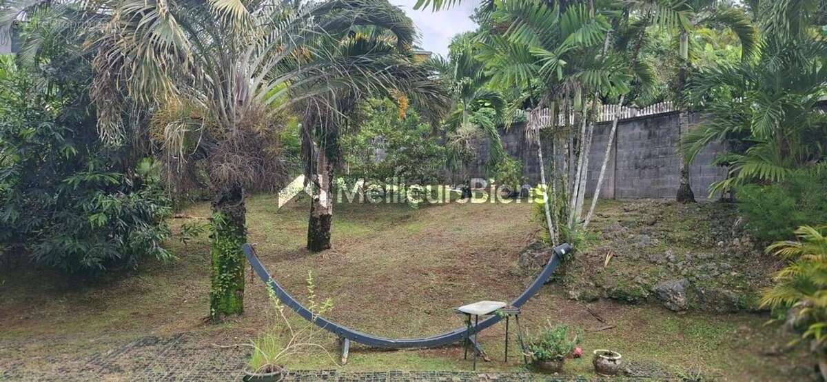 Maison à PETIT-BOURG