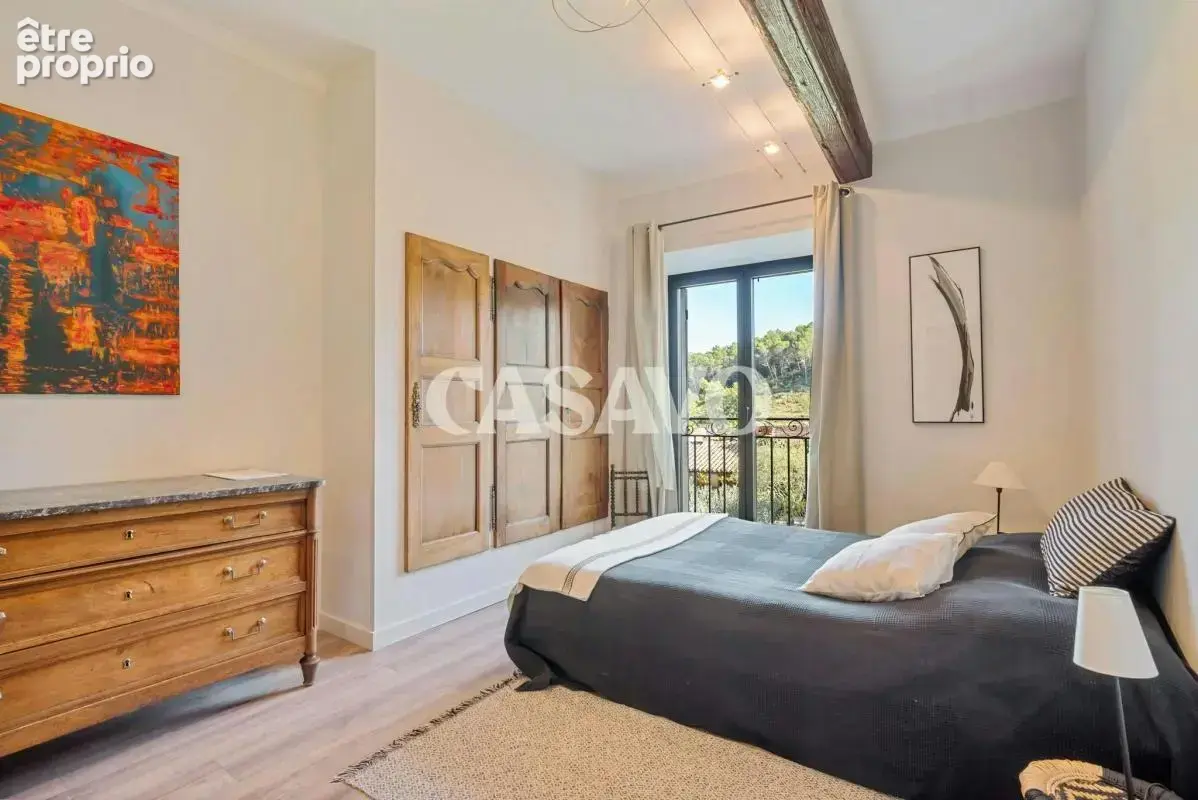 Vente Maison 10 pièces de 315m² - 13100 Saint-Marc-Jaumegarde - photo 23