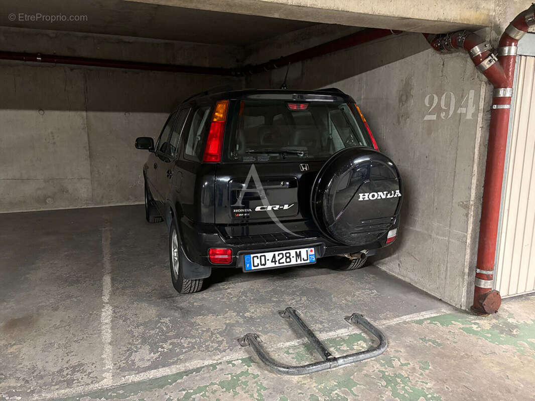 Parking à LA GARENNE-COLOMBES