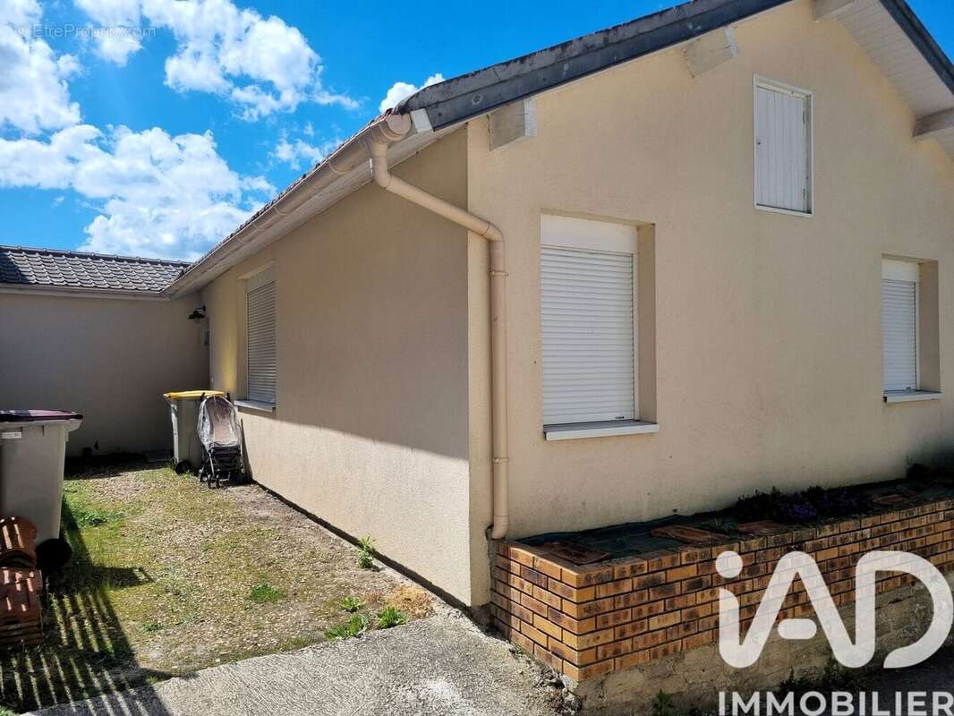 Maison 70 m² à Boutigny-Sur-Essonne  - photo 2
