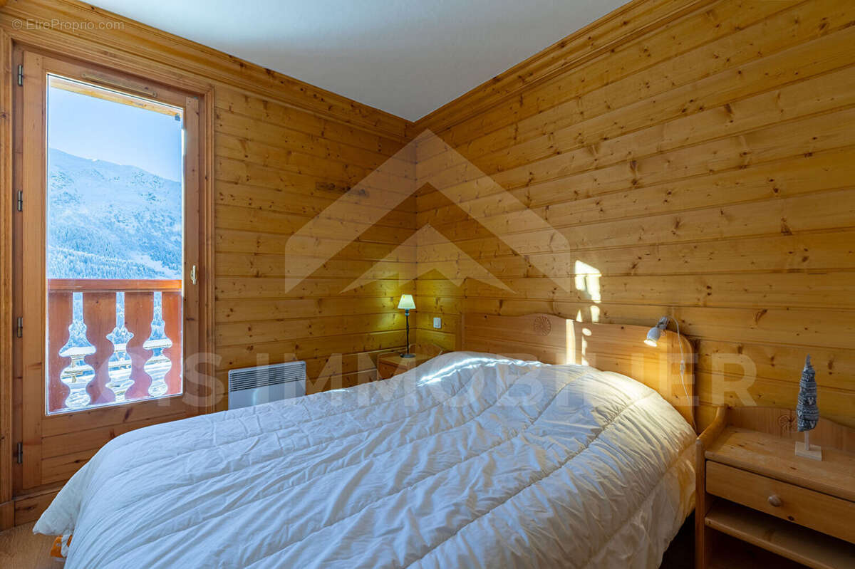 Appartement à LES ALLUES