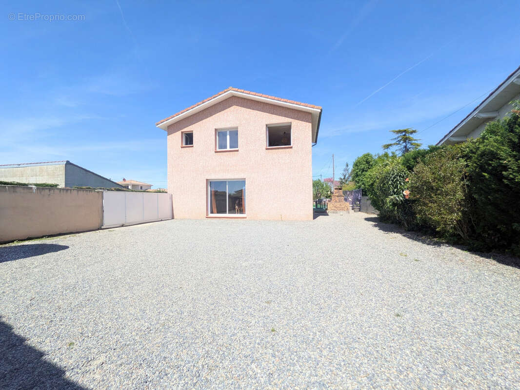 Maison à EAUNES