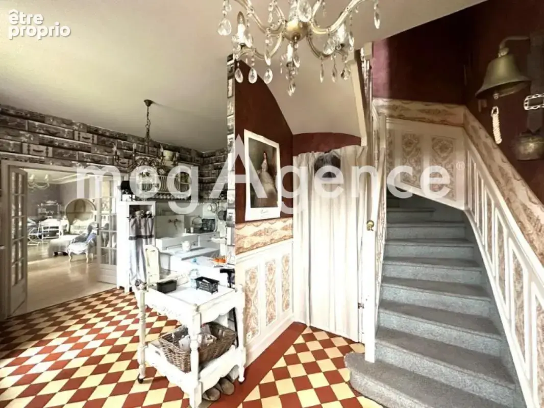 Maison familiale - 7 pièces à Neuilly Plaisance - photo 7