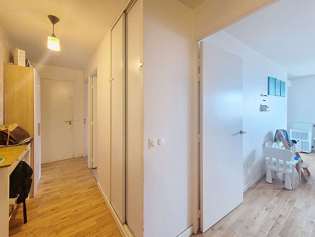 Appartement à ROMAINVILLE